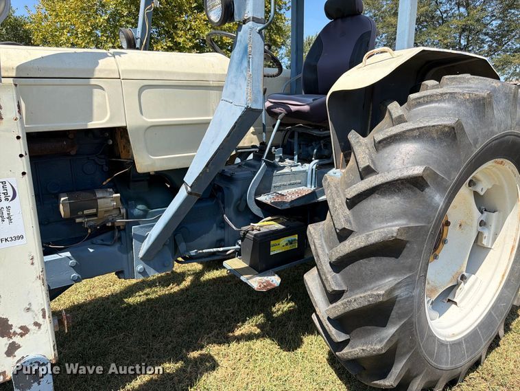 image for item FK3399 Fiat 900E tractor