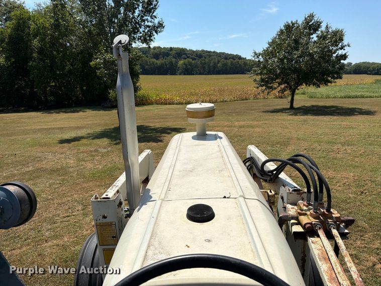 image for item FK3399 Fiat 900E tractor
