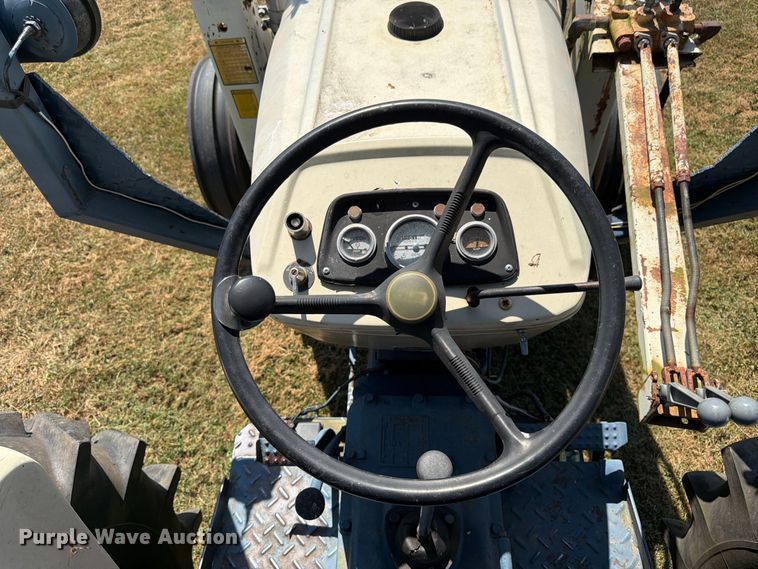 image for item FK3399 Fiat 900E tractor