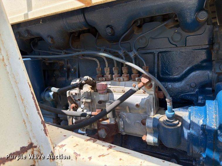 image for item FK3399 Fiat 900E tractor