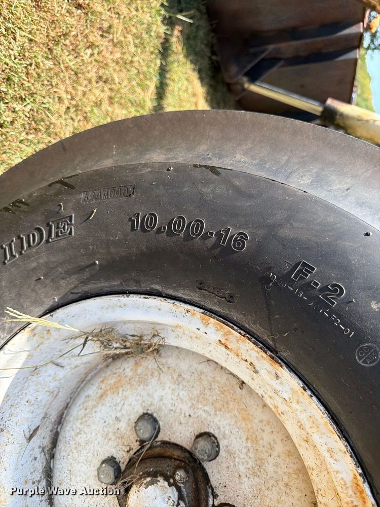 image for item FK3399 Fiat 900E tractor