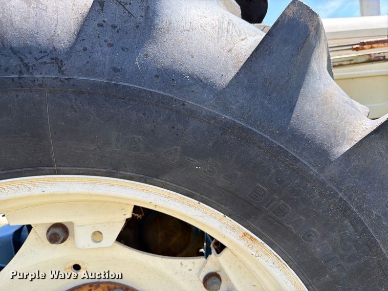 image for item FK3399 Fiat 900E tractor