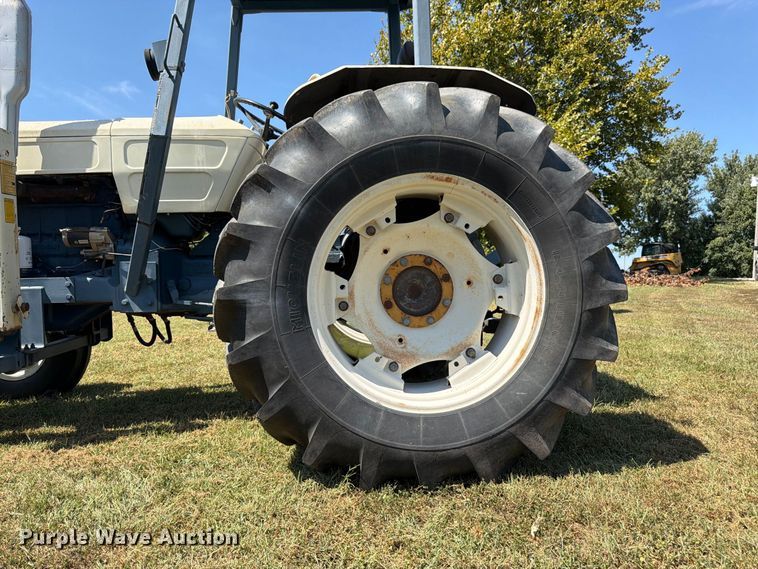 image for item FK3399 Fiat 900E tractor