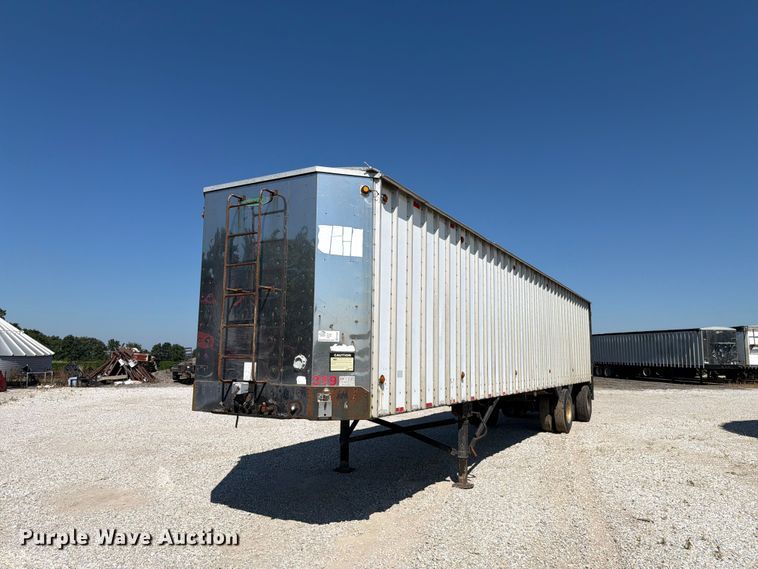 image for item FK4063 2004 Peerless walking floor trailer