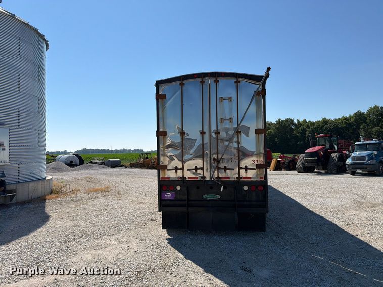 image for item FK4063 2004 Peerless walking floor trailer