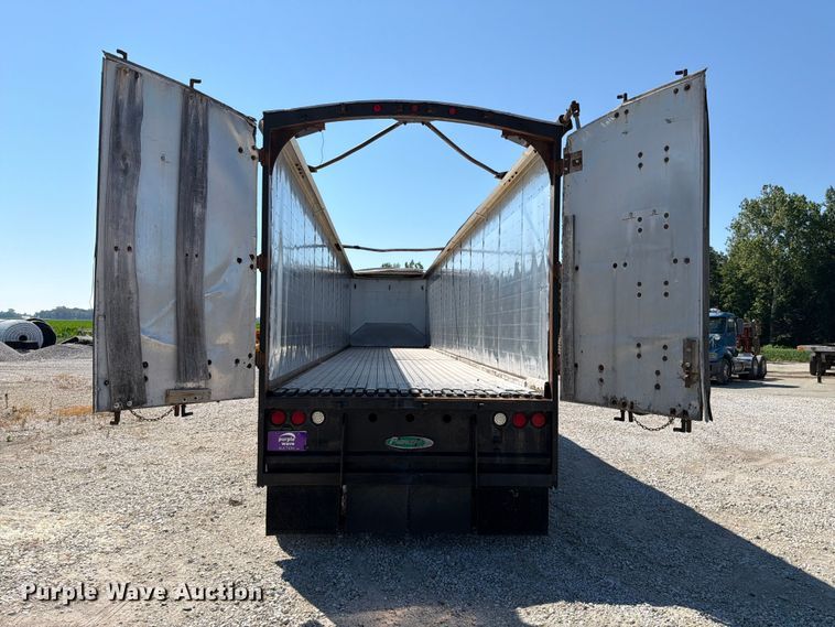 image for item FK4063 2004 Peerless walking floor trailer
