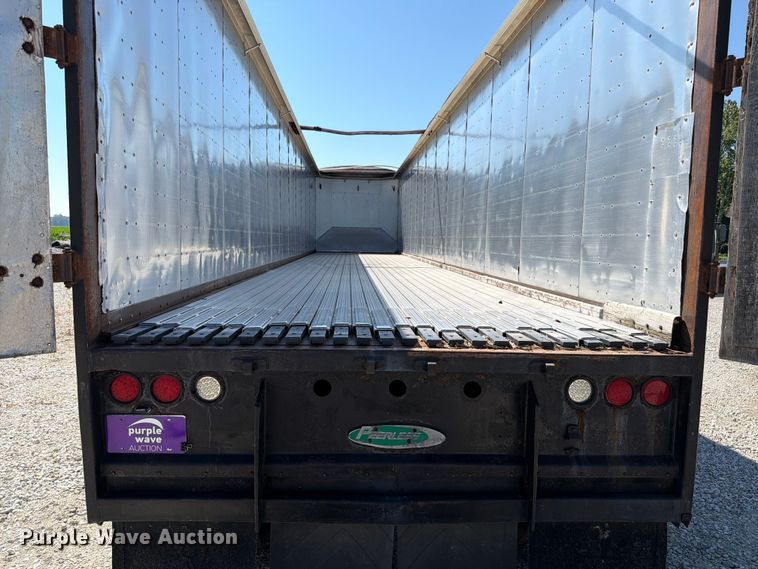 image for item FK4063 2004 Peerless walking floor trailer