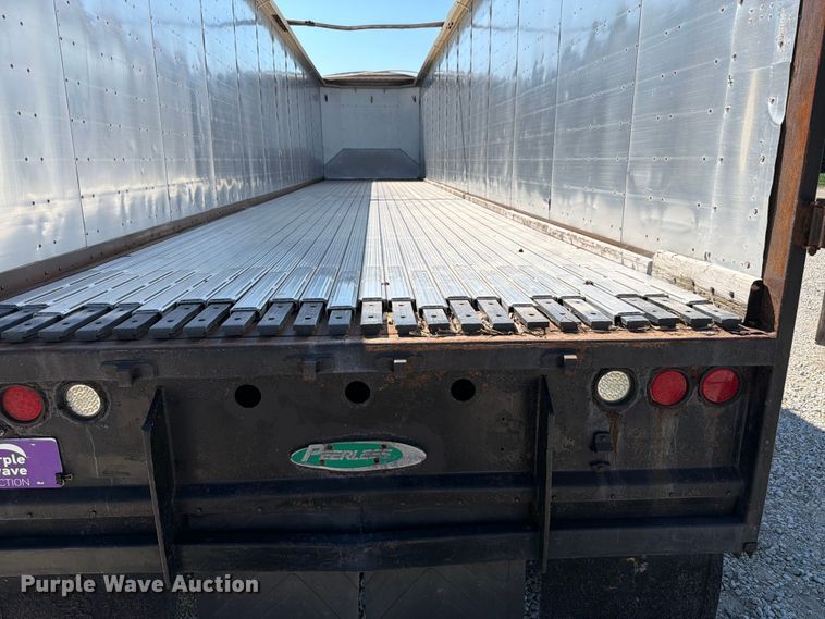 image for item FK4063 2004 Peerless walking floor trailer