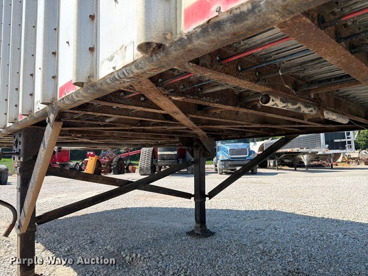image for item FK4063 2004 Peerless walking floor trailer