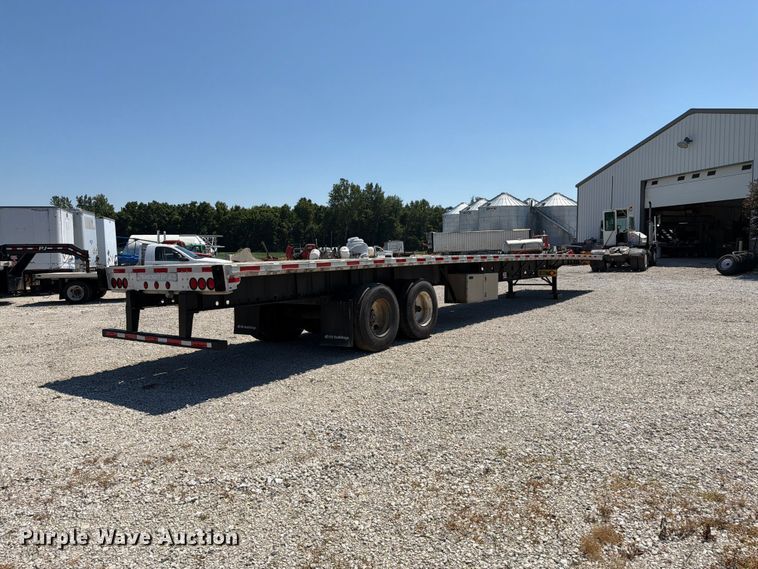 image for item FK4071 2006 Transcraft flatbed trailer