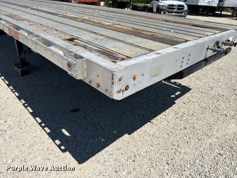 image for item FK4071 2006 Transcraft flatbed trailer