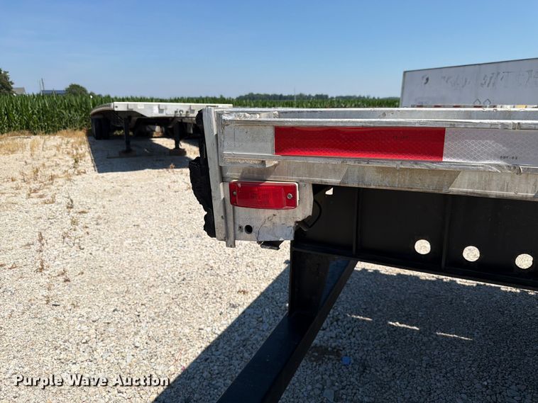 image for item FK4071 2006 Transcraft flatbed trailer