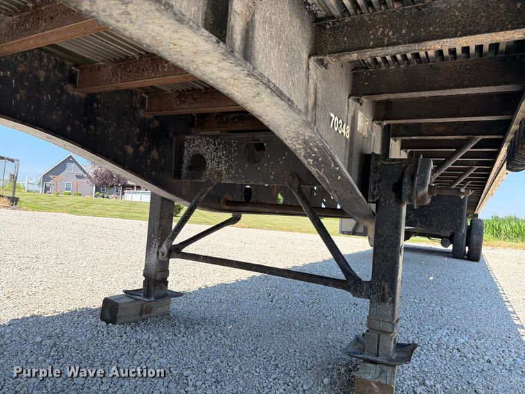 image for item FK4071 2006 Transcraft flatbed trailer