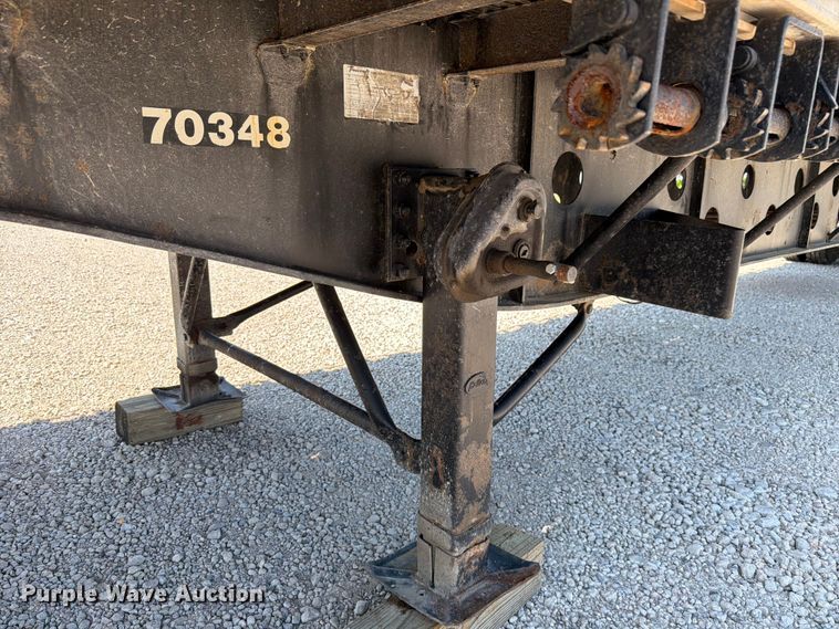 image for item FK4071 2006 Transcraft flatbed trailer