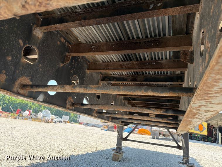 image for item FK4071 2006 Transcraft flatbed trailer