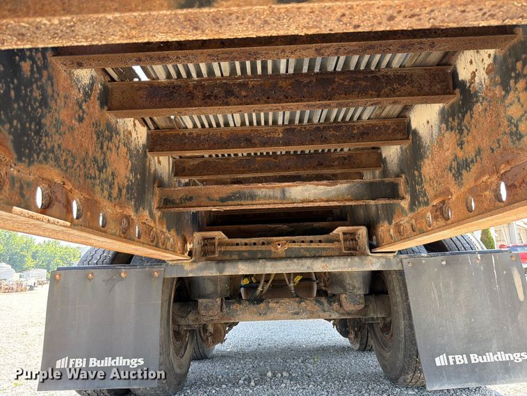 image for item FK4071 2006 Transcraft flatbed trailer
