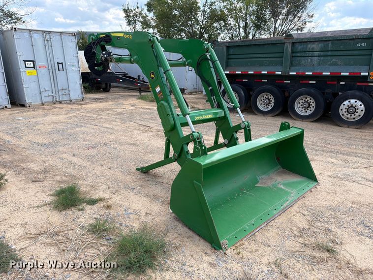 image for item FK5098 2022 John Deere 620R loader
