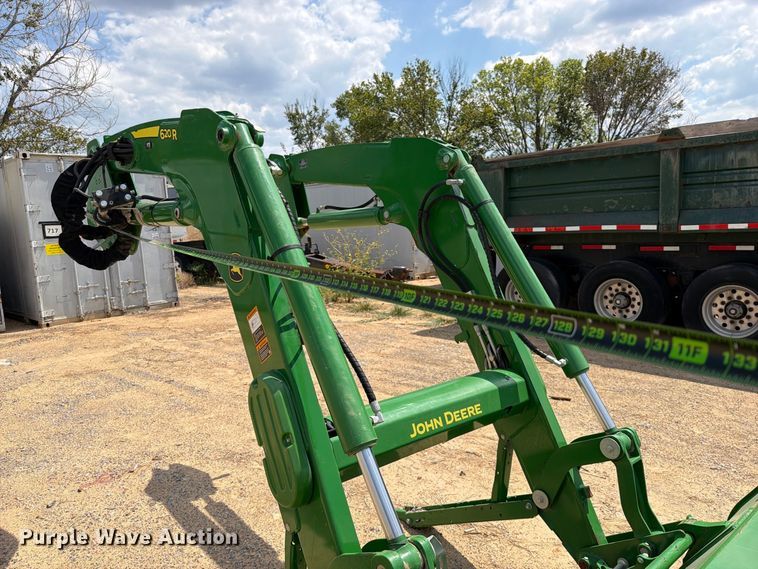 image for item FK5098 2022 John Deere 620R loader