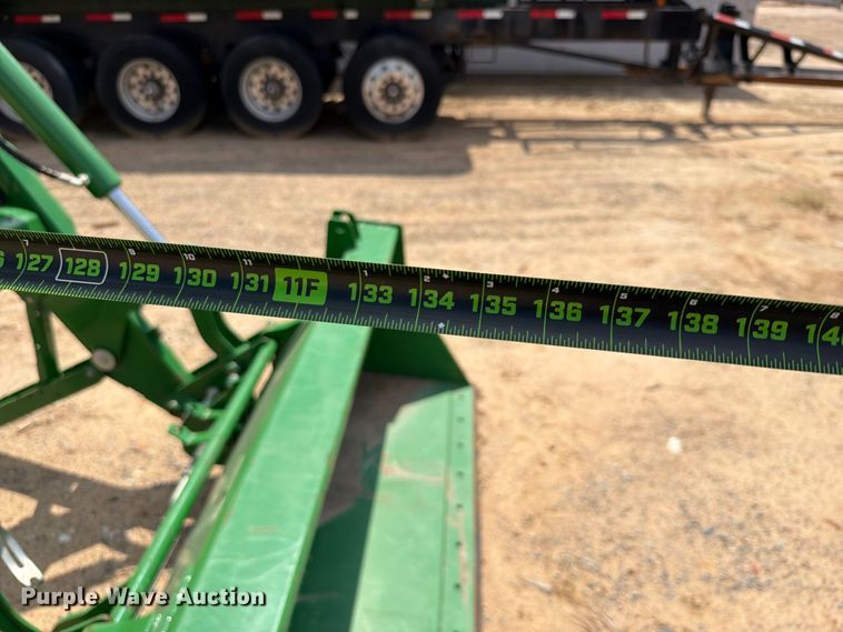 image for item FK5098 2022 John Deere 620R loader