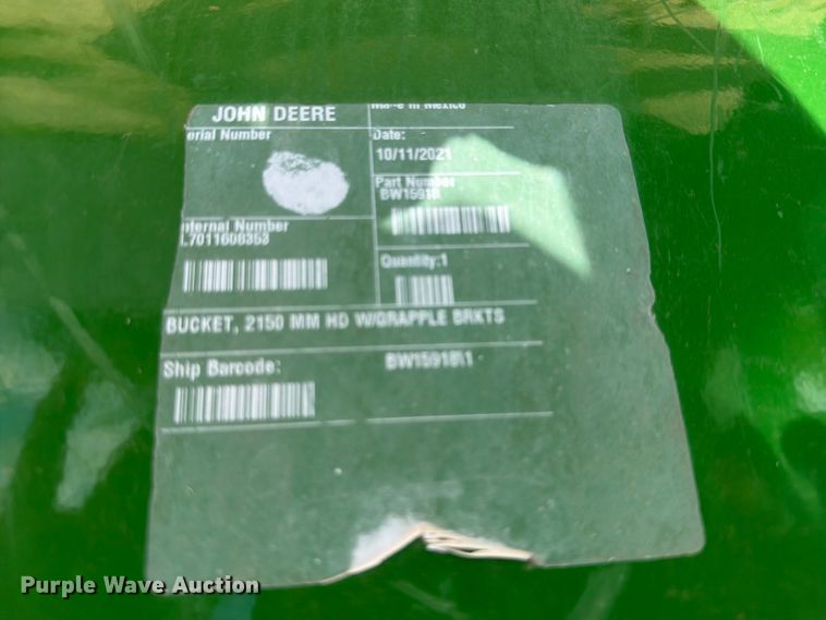 image for item FK5098 2022 John Deere 620R loader