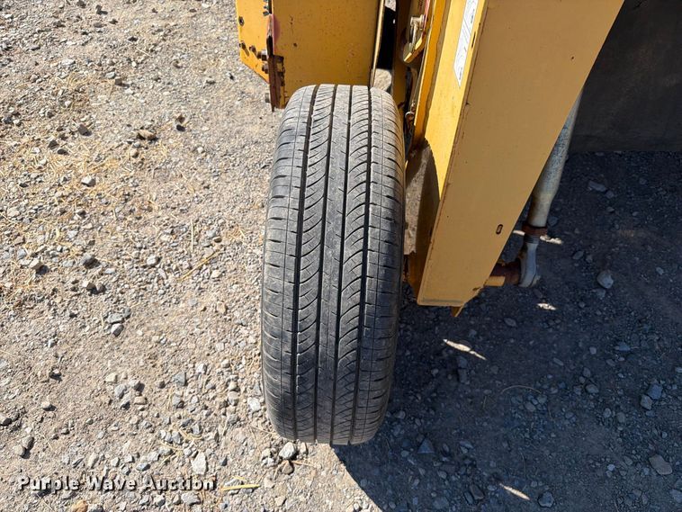 image for item FK5110 2007 Vermeer Rebel TM800 disc mower