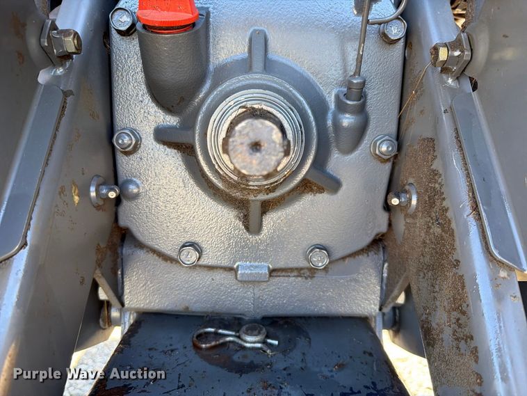 image for item FK5111 2006 Kubota M7040F tractor