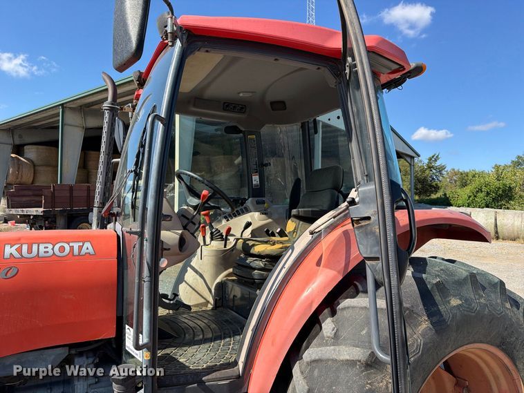 image for item FK5111 2006 Kubota M7040F tractor