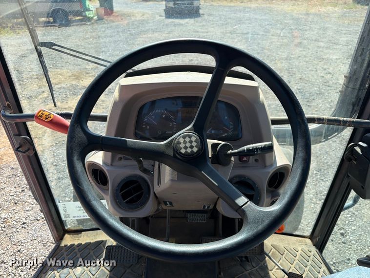 image for item FK5111 2006 Kubota M7040F tractor