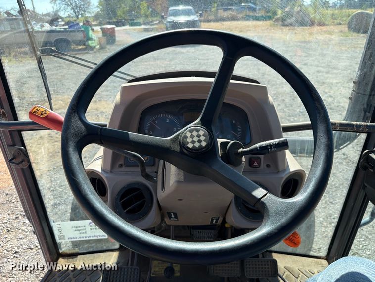 image for item FK5111 2006 Kubota M7040F tractor