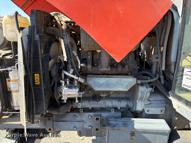 image for item FK5111 2006 Kubota M7040F tractor