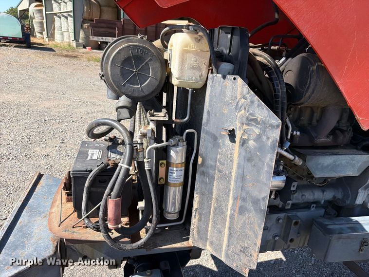 image for item FK5111 2006 Kubota M7040F tractor