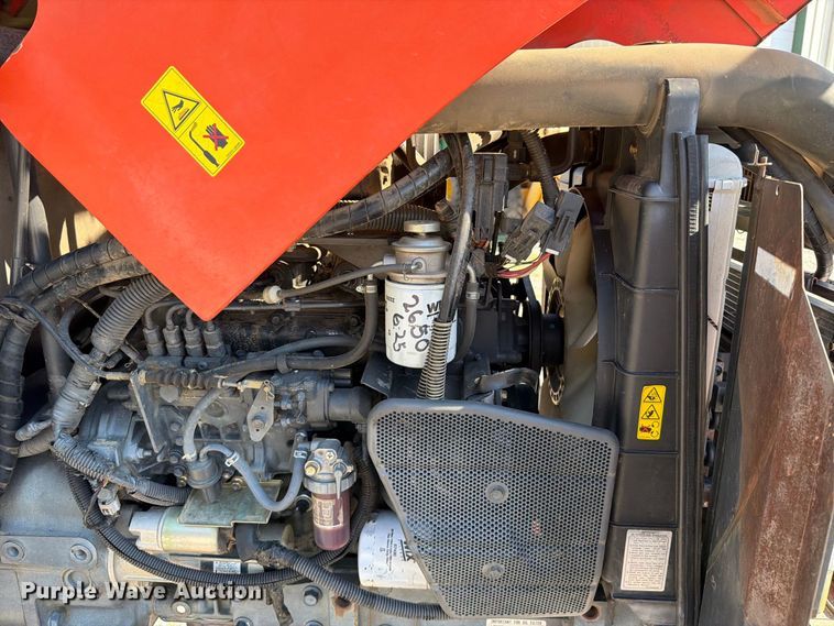image for item FK5111 2006 Kubota M7040F tractor