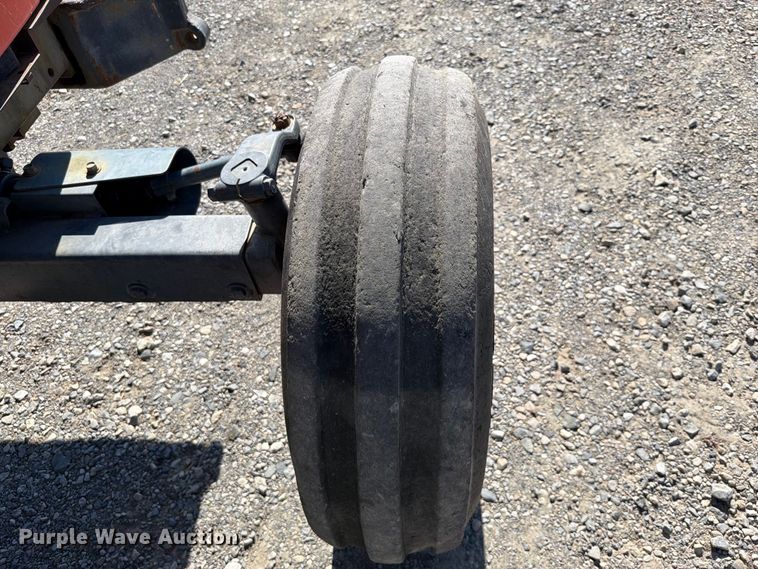 image for item FK5111 2006 Kubota M7040F tractor