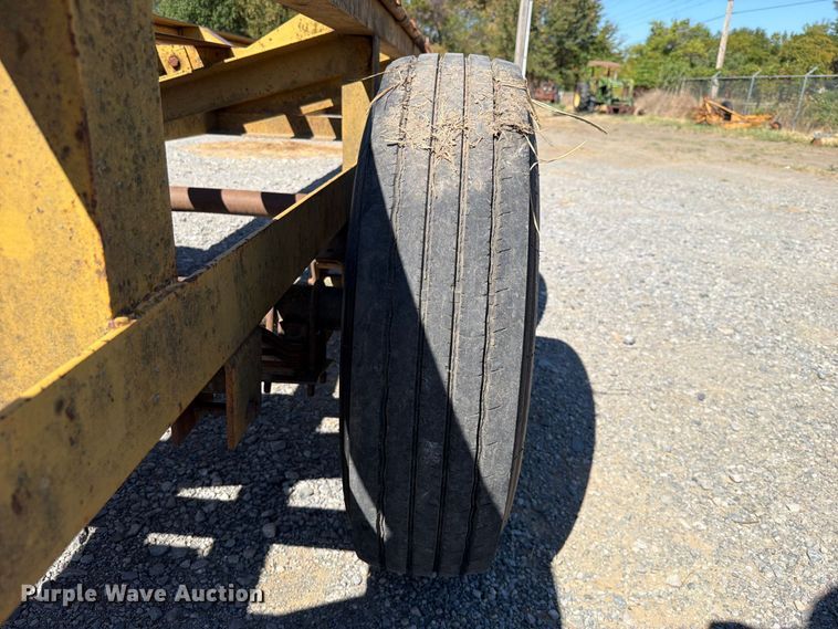 image for item FK5114 40' Hay Trailer
