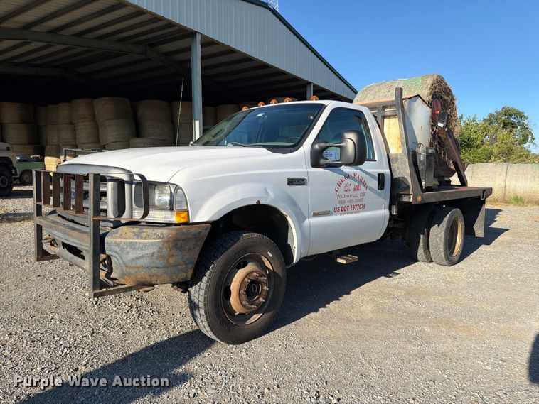 image for item FK5121 2003 Ford F550 flatbed truck