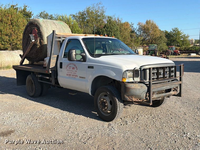 image for item FK5121 2003 Ford F550 flatbed truck