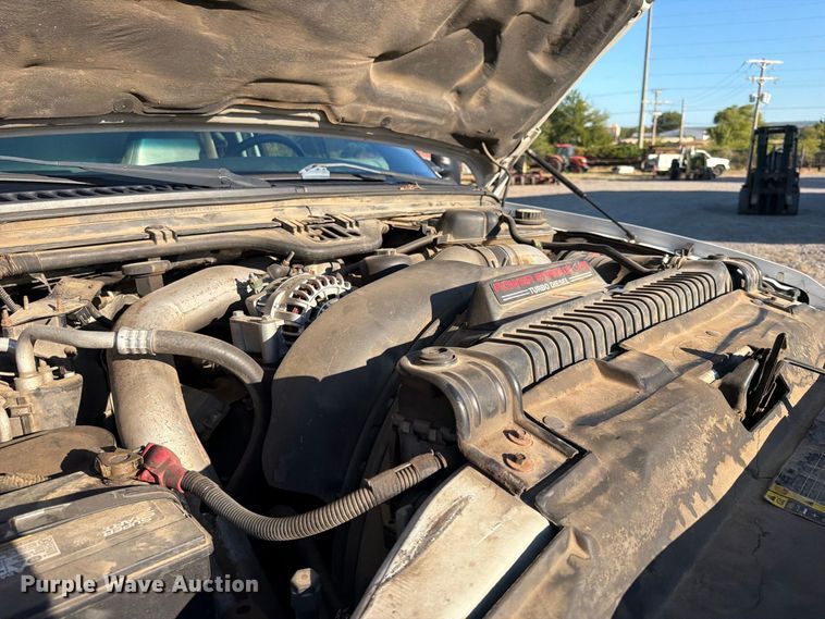 image for item FK5121 2003 Ford F550 flatbed truck