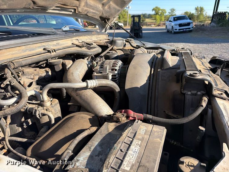 image for item FK5121 2003 Ford F550 flatbed truck