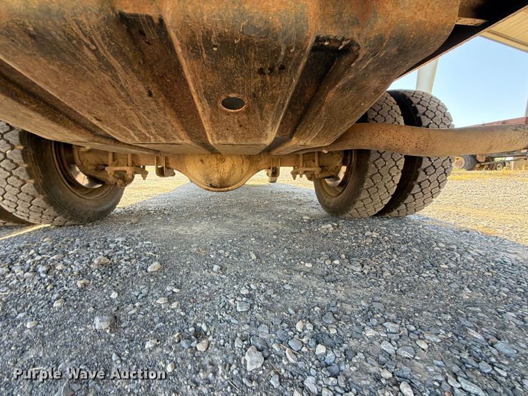 image for item FK5121 2003 Ford F550 flatbed truck
