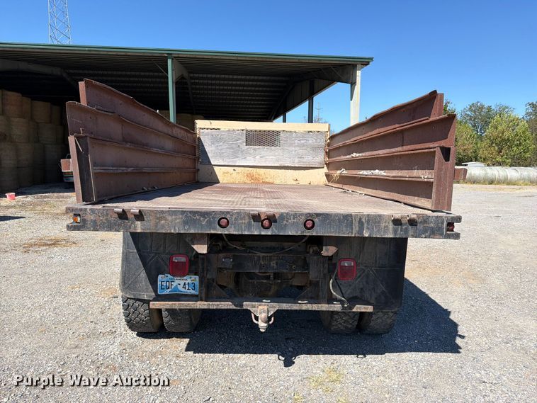 image for item FK5122 1992 Ford F700 dump flatbed truck
