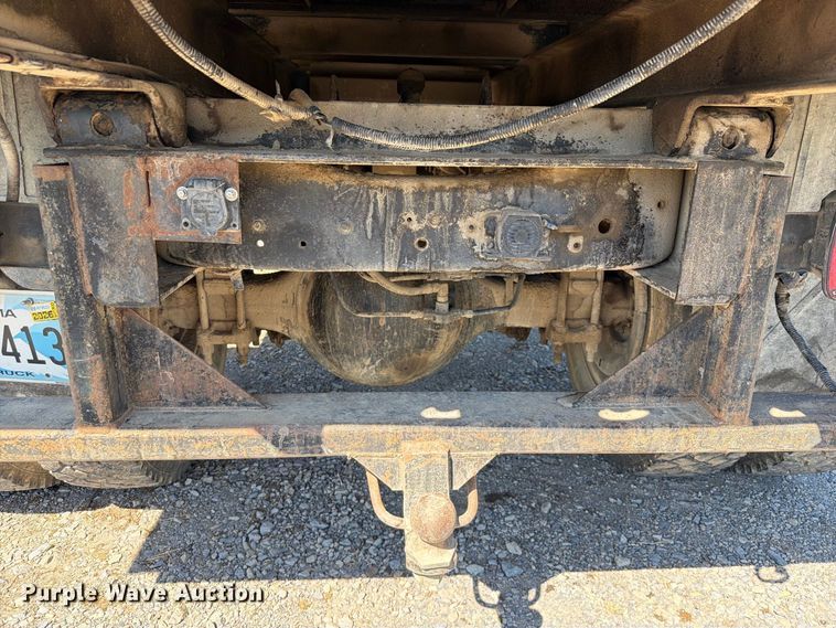 image for item FK5122 1992 Ford F700 dump flatbed truck