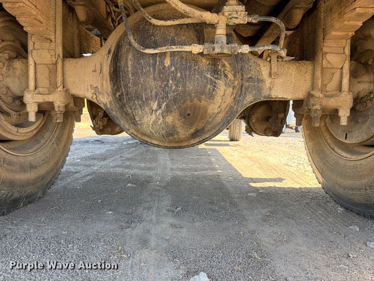 image for item FK5122 1992 Ford F700 dump flatbed truck