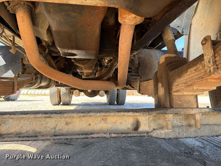 image for item FK5122 1992 Ford F700 dump flatbed truck