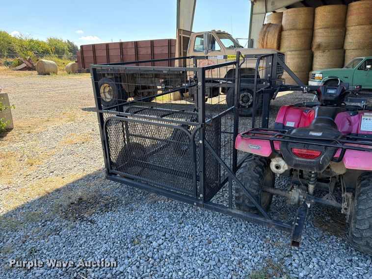 image for item FK5123 Safety Zone calf catcher