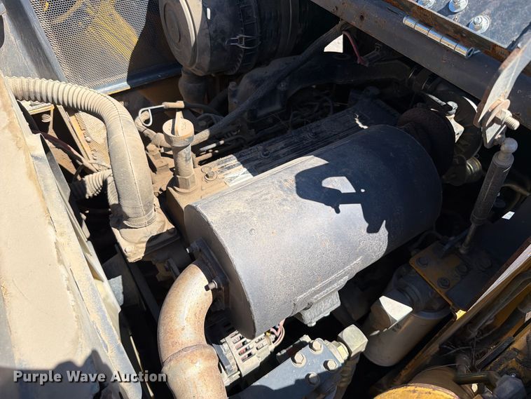 image for item FK5124 Gehl skid steer loader