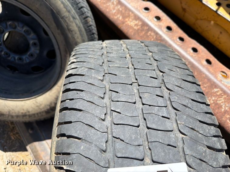 image for item FK5125 (4) Tires and wheels