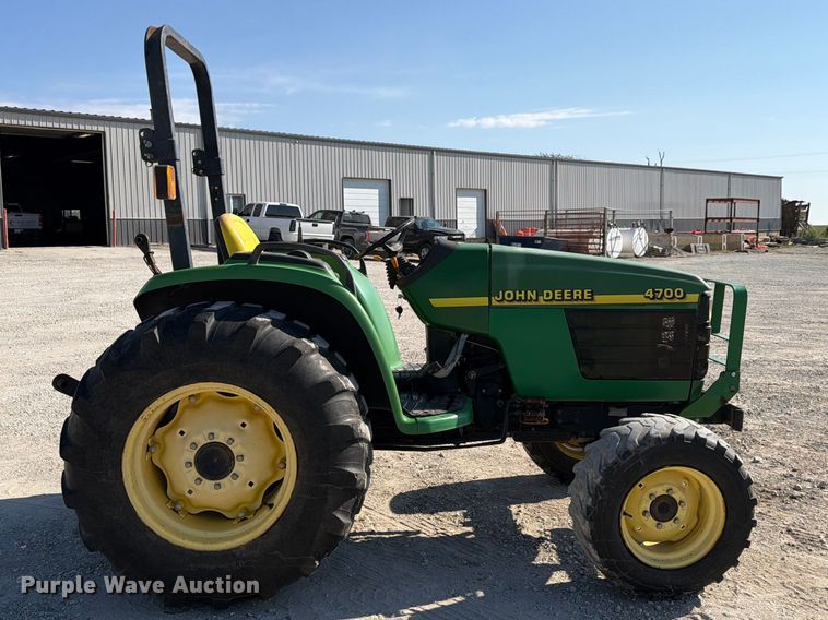image for item FU0506 John Deere 4700 MFWD tractor