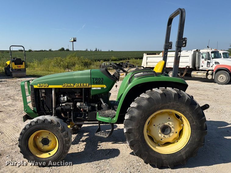 image for item FU0506 John Deere 4700 MFWD tractor