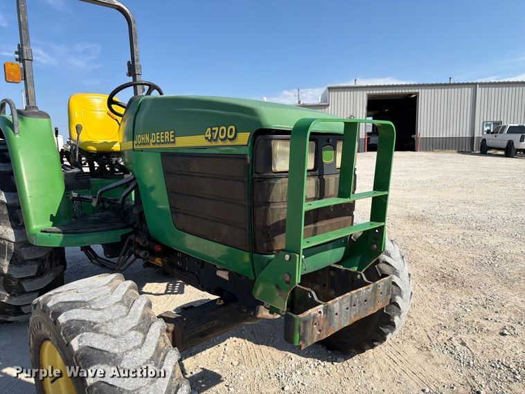 image for item FU0506 John Deere 4700 MFWD tractor