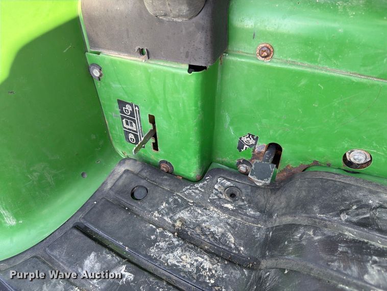 image for item FU0506 John Deere 4700 MFWD tractor